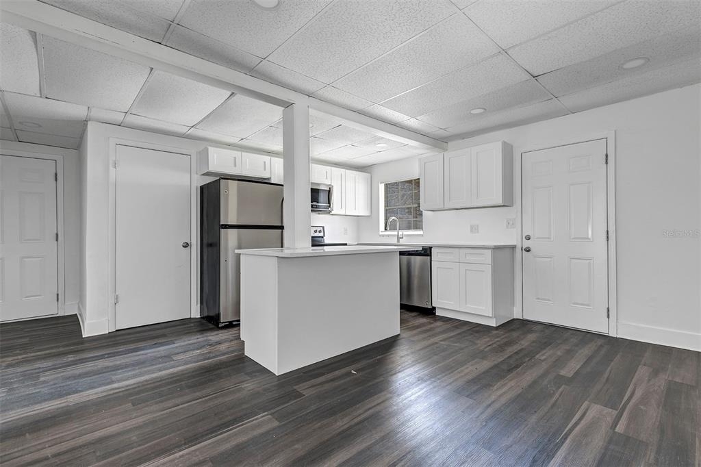2027 30th Avenue N - Photo 11