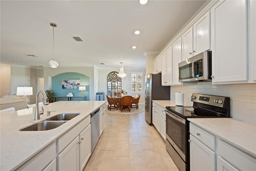 10817 Tarflower Drive - Photo 12
