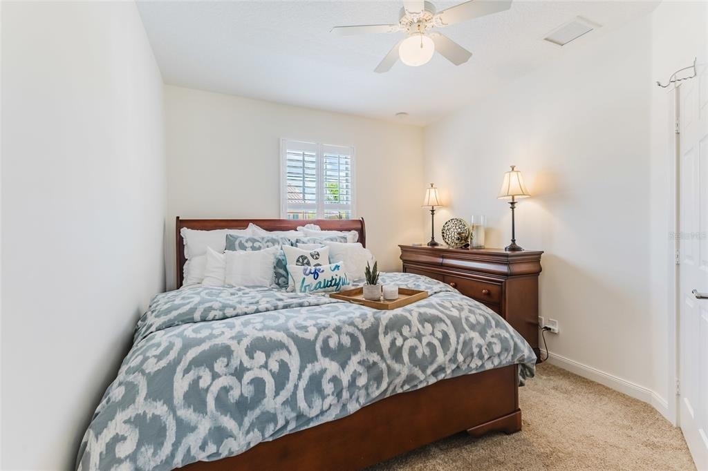 1564 Napoli Drive W - Photo 22