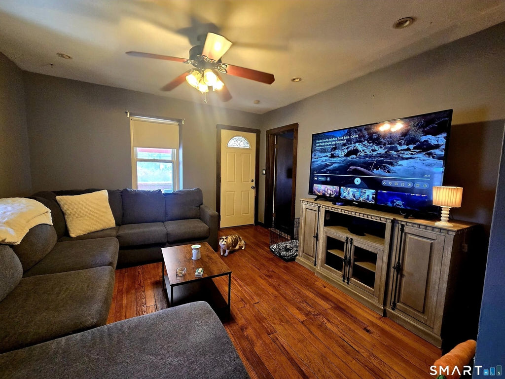 73 Woodbridge Avenue - Photo 4