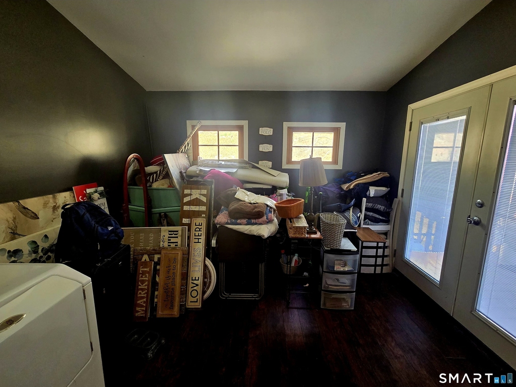 73 Woodbridge Avenue - Photo 11