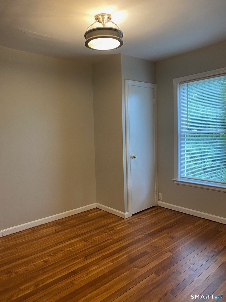 407 West Street - Photo 5