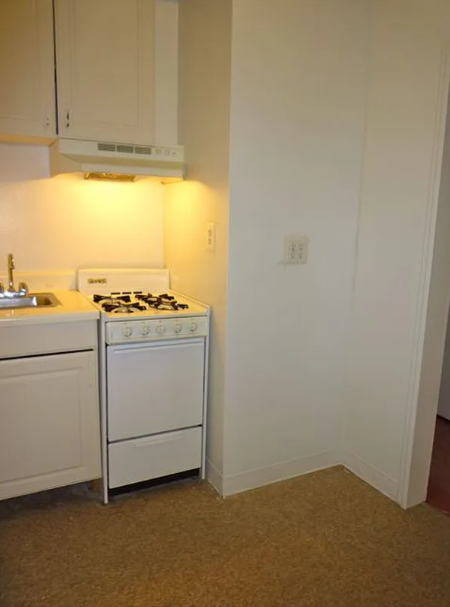 1370 York Avenue - Photo 1