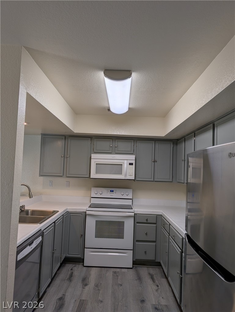 4440 Woodpine Drive - Photo 4
