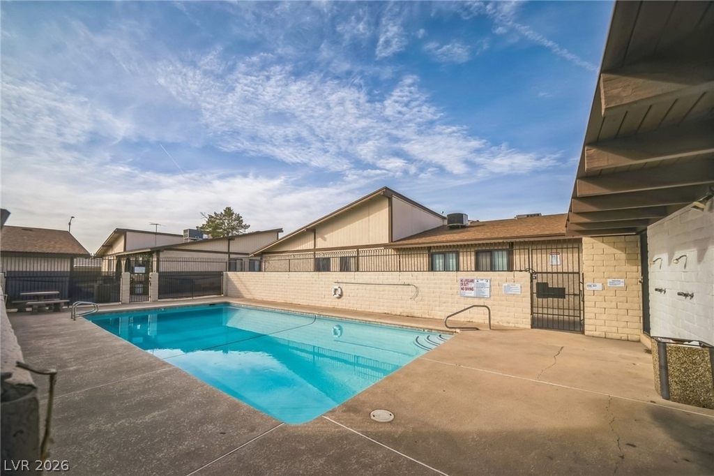 5733 Smoke Ranch Road - Photo 12