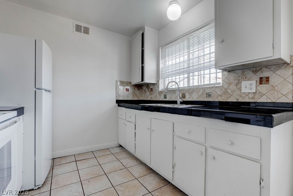 3237 Arlene Way - Photo 10
