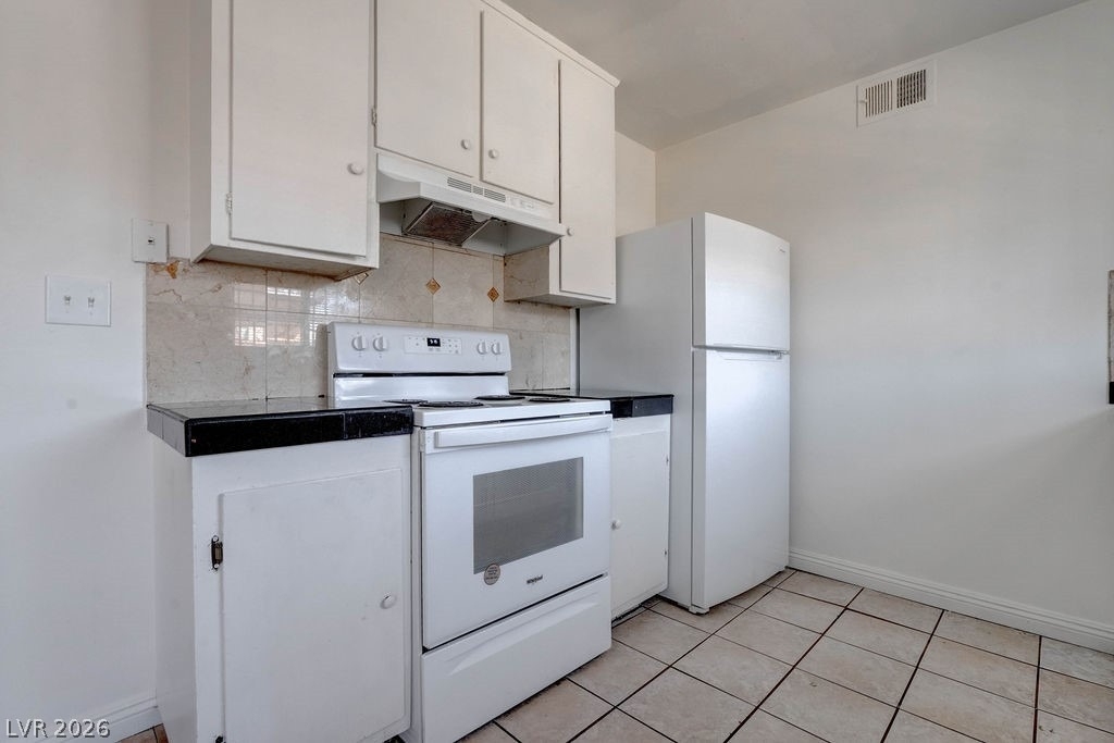 3237 Arlene Way - Photo 11