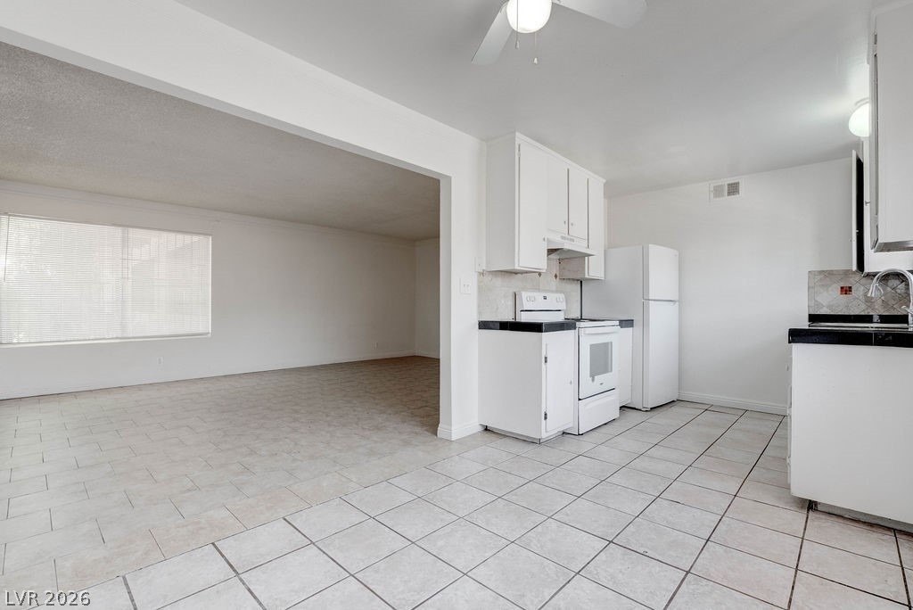 3237 Arlene Way - Photo 7