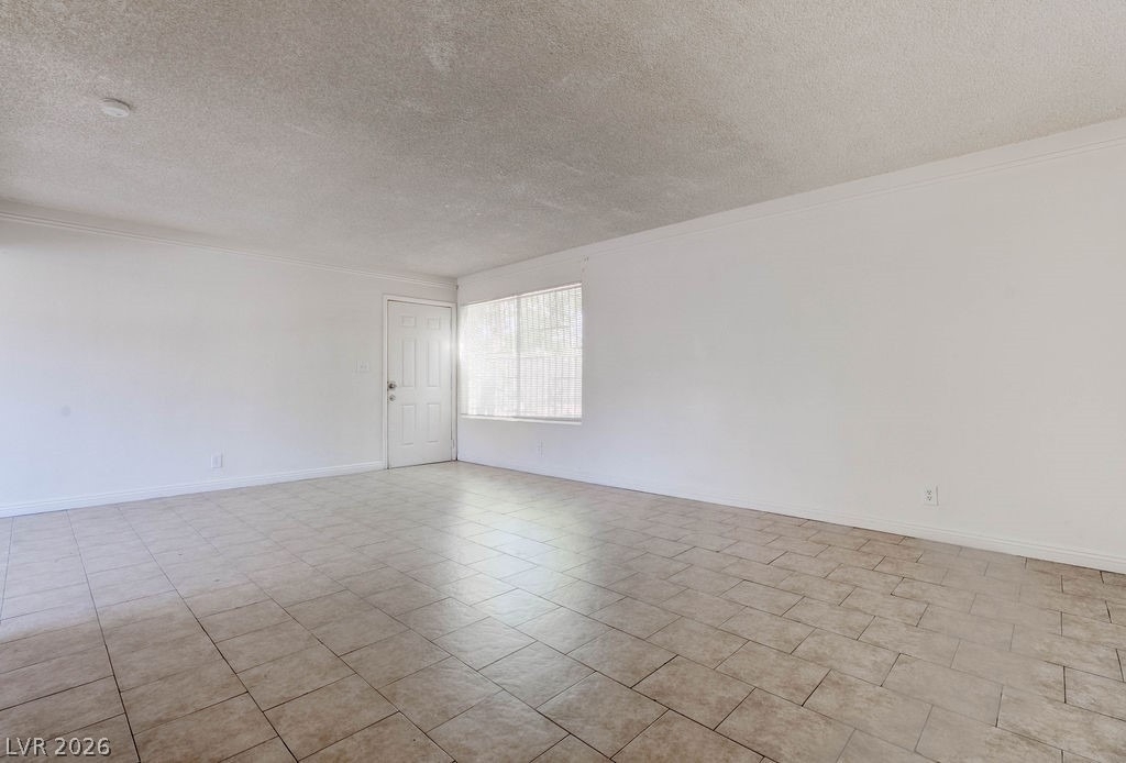 3237 Arlene Way - Photo 4