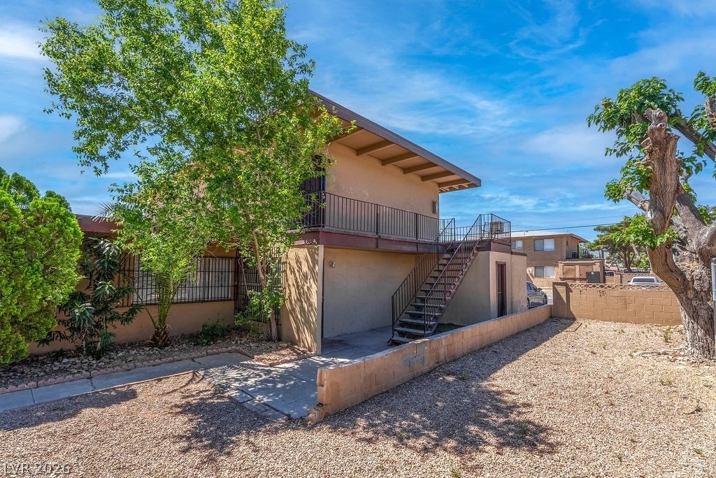 3237 Arlene Way - Photo 0