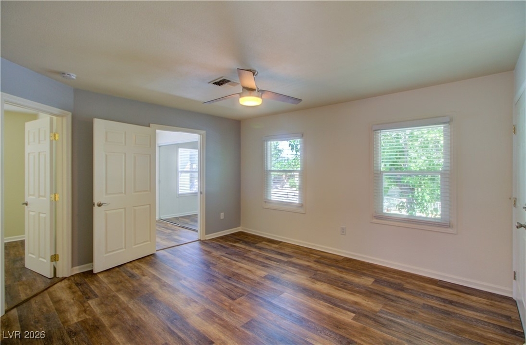 628 B Avenue - Photo 4