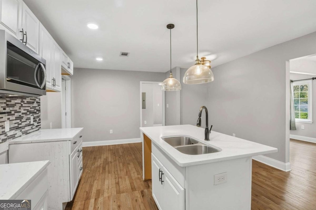 2866 Belvedere Lane - Photo 7