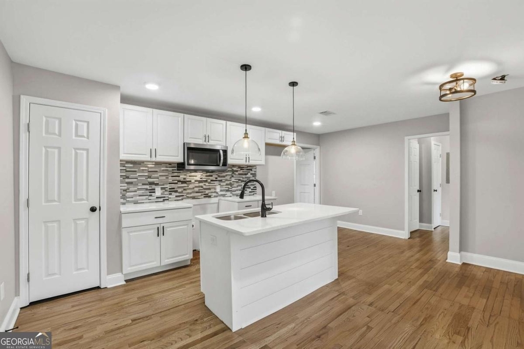 2866 Belvedere Lane - Photo 5