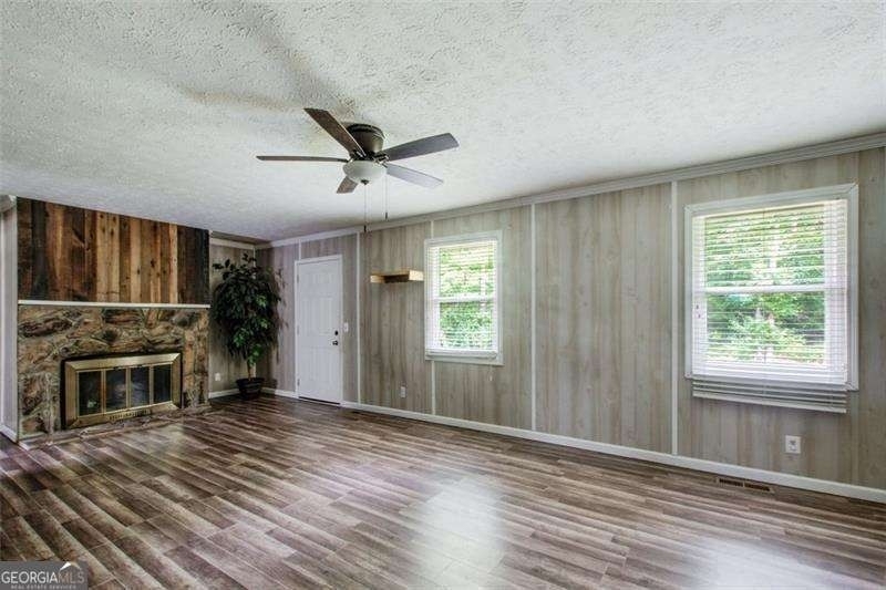 2193 Kings Forest Drive Se - Photo 7