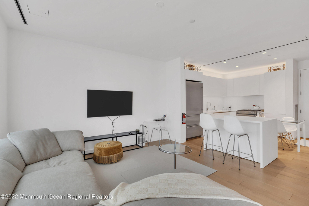 601 Heck Street - Photo 6