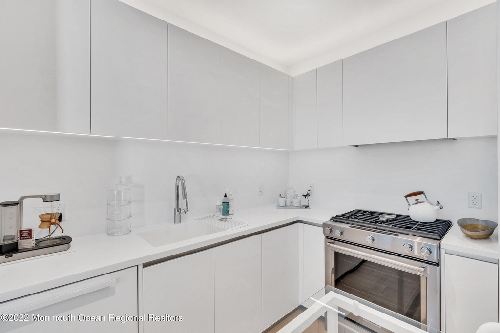 601 Heck Street - Photo 8