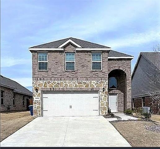 3959 Oak Creek Circle - Photo 0