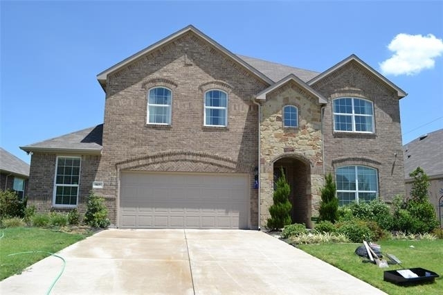 917 Swan Ridge Drive - Photo 0