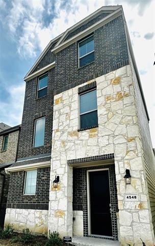 4548 Community Court - Photo 2