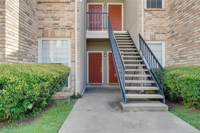 1700 Amelia Court - Photo 1