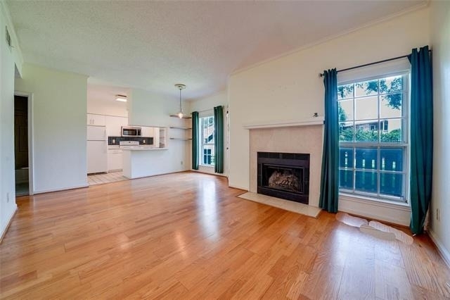 1700 Amelia Court - Photo 3