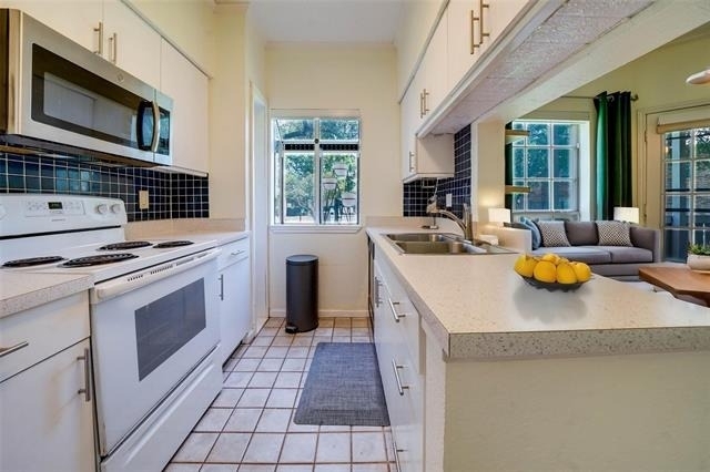 1700 Amelia Court - Photo 7