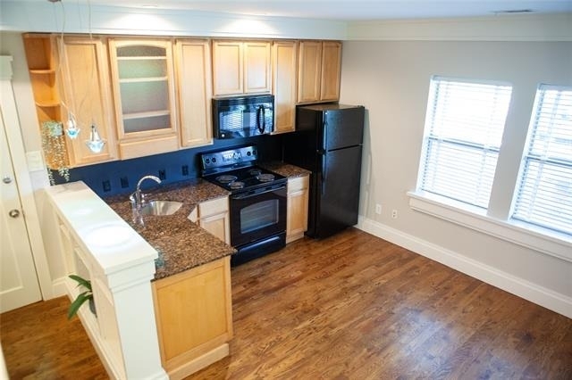5837 Velasco Avenue - Photo 1