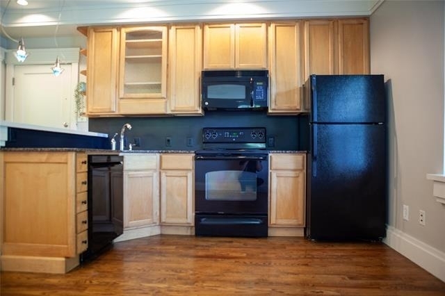 5837 Velasco Avenue - Photo 9