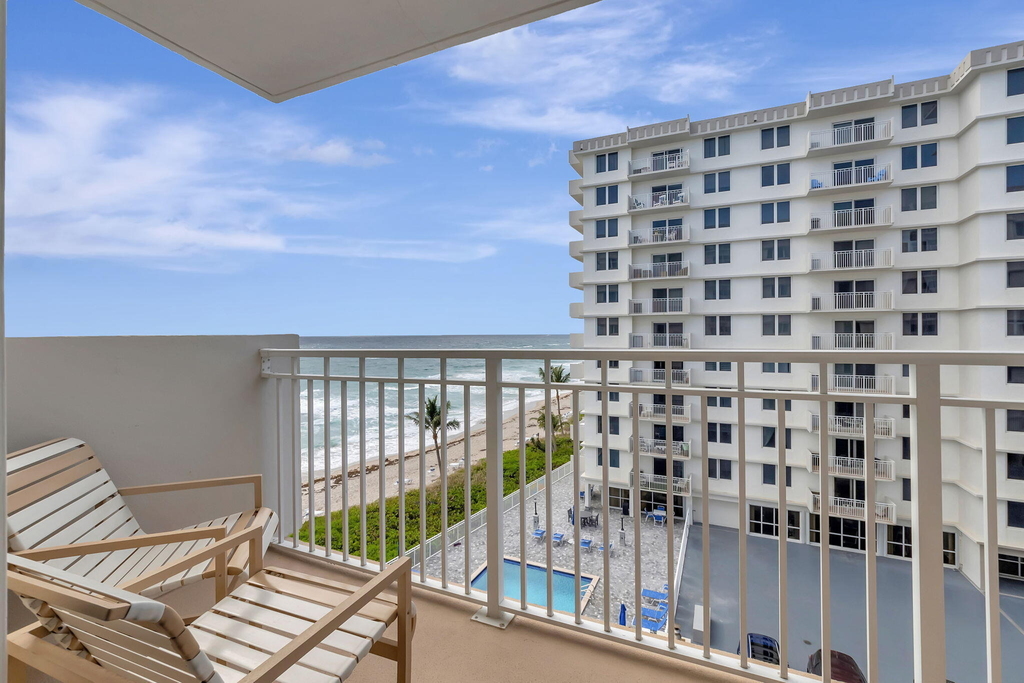 3215 S Ocean Boulevard - Photo 2