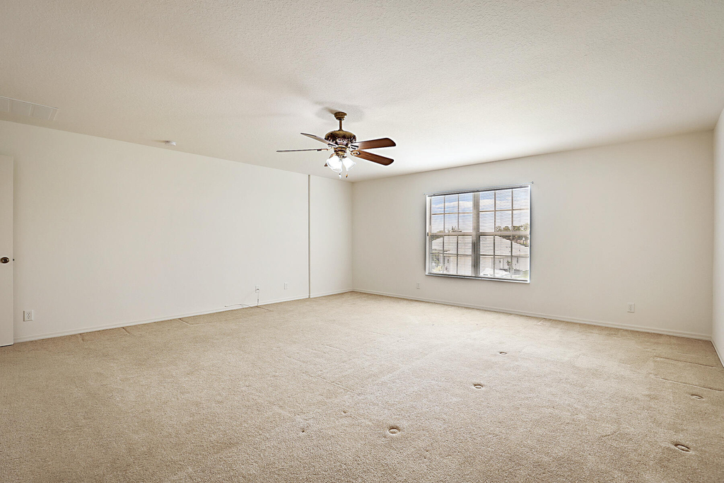 617 Se Karrigan Terrace - Photo 28