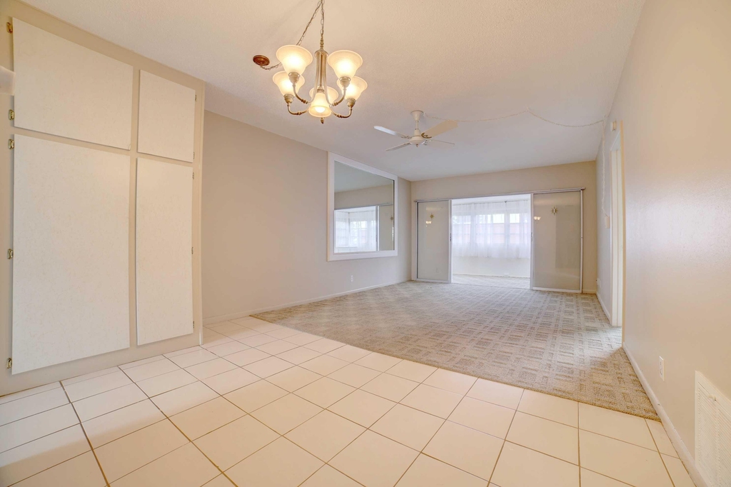 1117 Lake Terrace - Photo 1