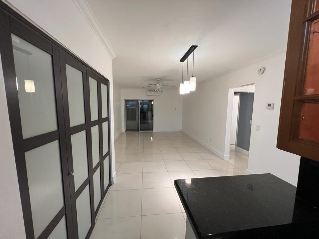 1560 Ne 127th Street - Photo 3