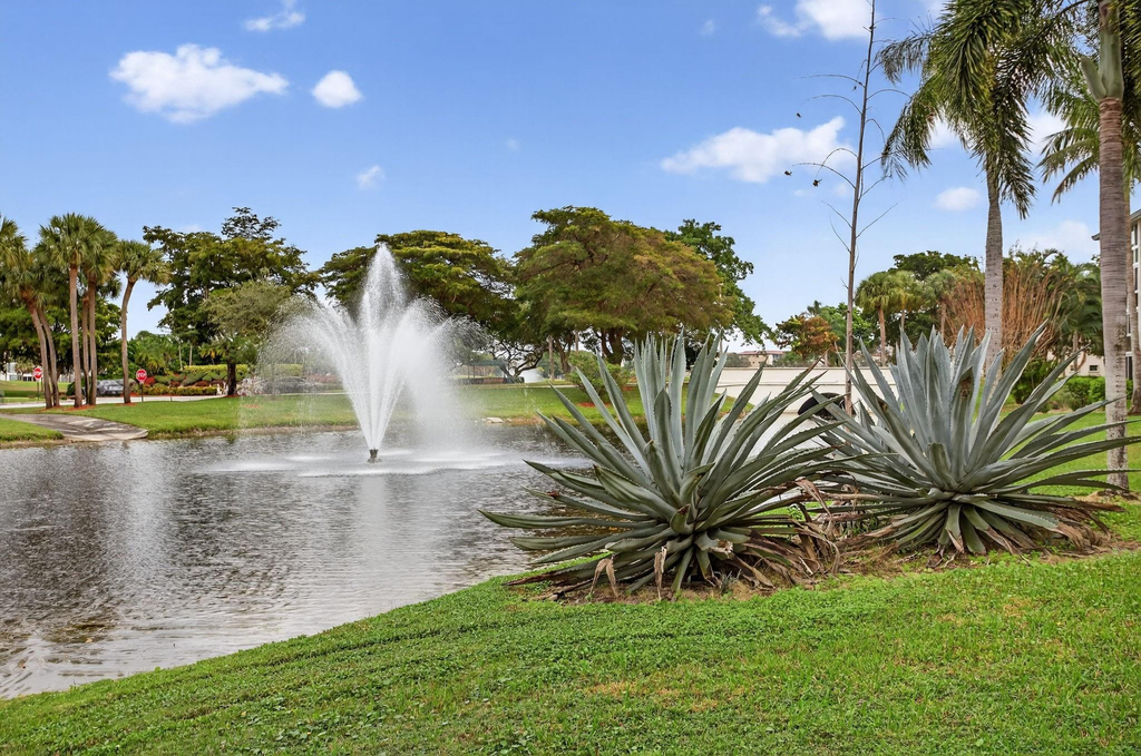 2501 Antigua Terrace - Photo 0