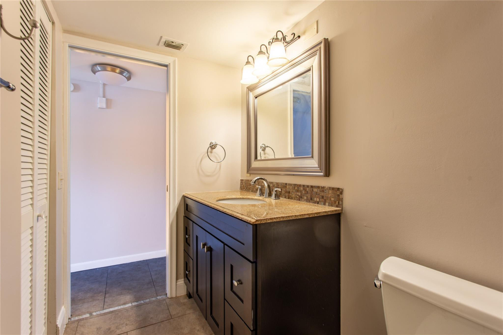 2501 Antigua Terrace - Photo 29