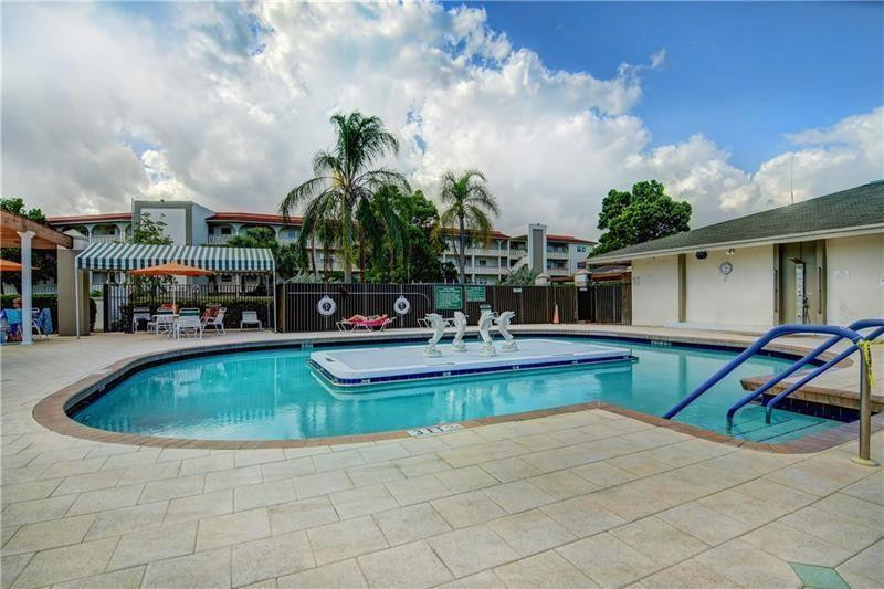 2501 Antigua Terrace - Photo 36