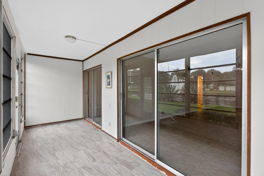 2501 Antigua Terrace - Photo 17