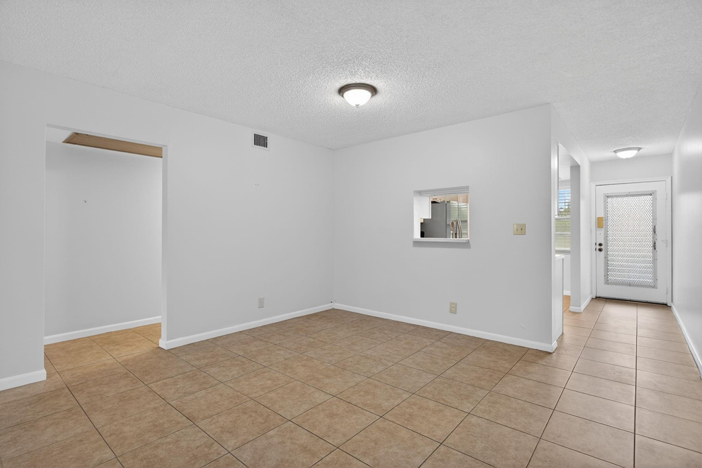 2501 Antigua Terrace - Photo 10