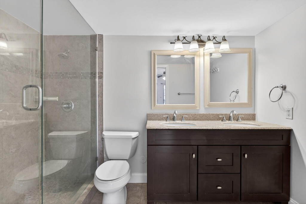 2501 Antigua Terrace - Photo 24