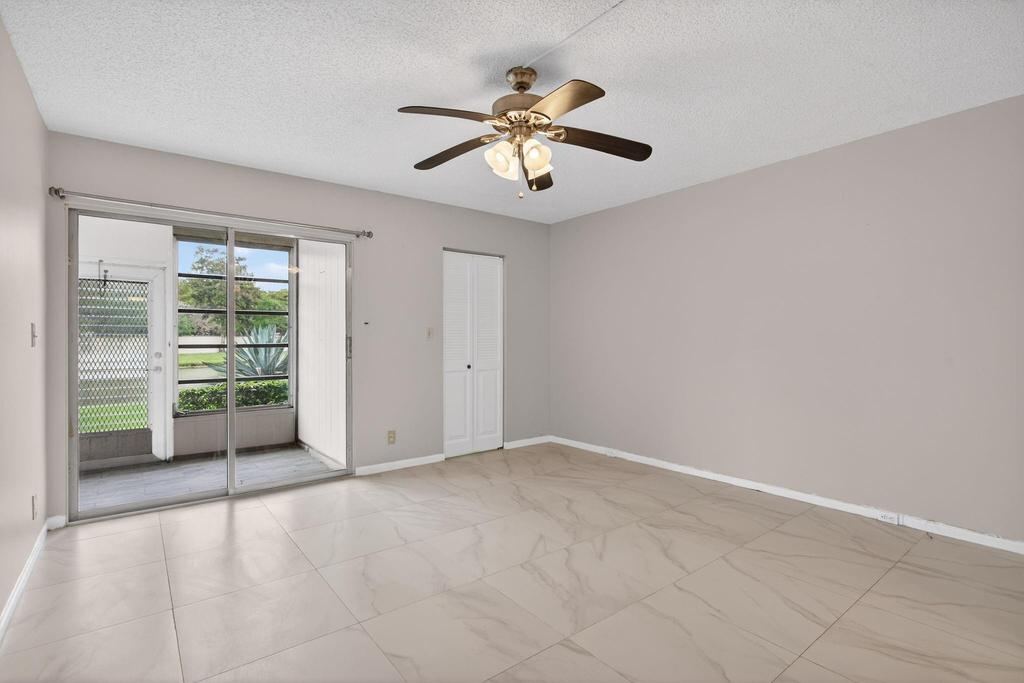 2501 Antigua Terrace - Photo 20