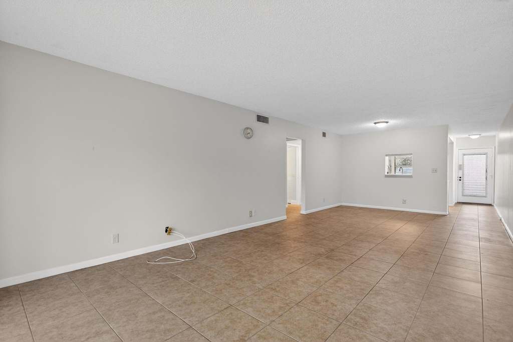 2501 Antigua Terrace - Photo 19