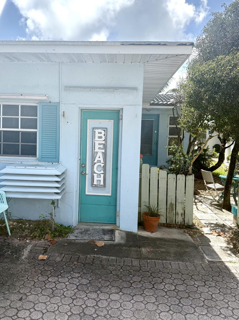 314 Desoto Street - Photo 3