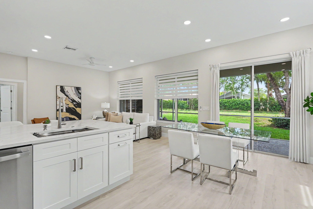 7832 Rockford Road - Photo 13