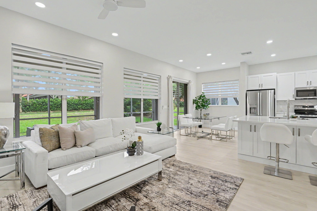 7832 Rockford Road - Photo 7