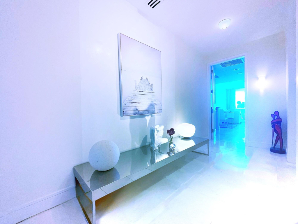 100 S Pointe Drive - Photo 13
