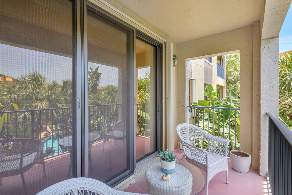 800 Uno Lago Drive - Photo 39