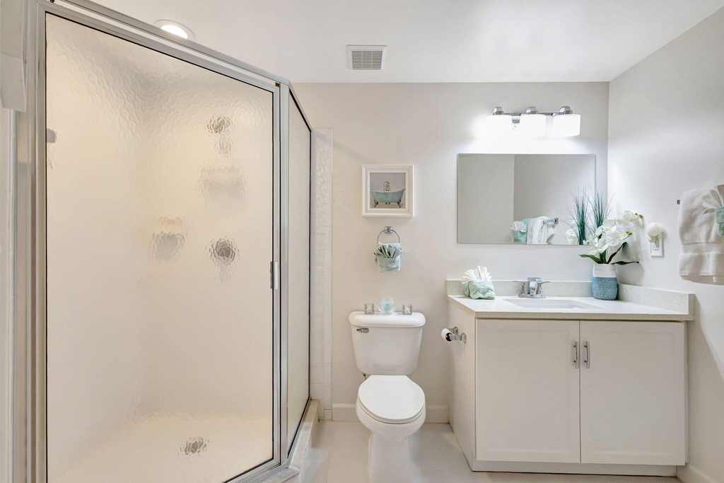 800 Uno Lago Drive - Photo 34