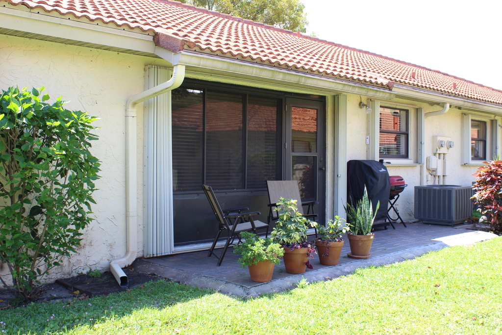 9940 Bauhinia Tree Way - Photo 12