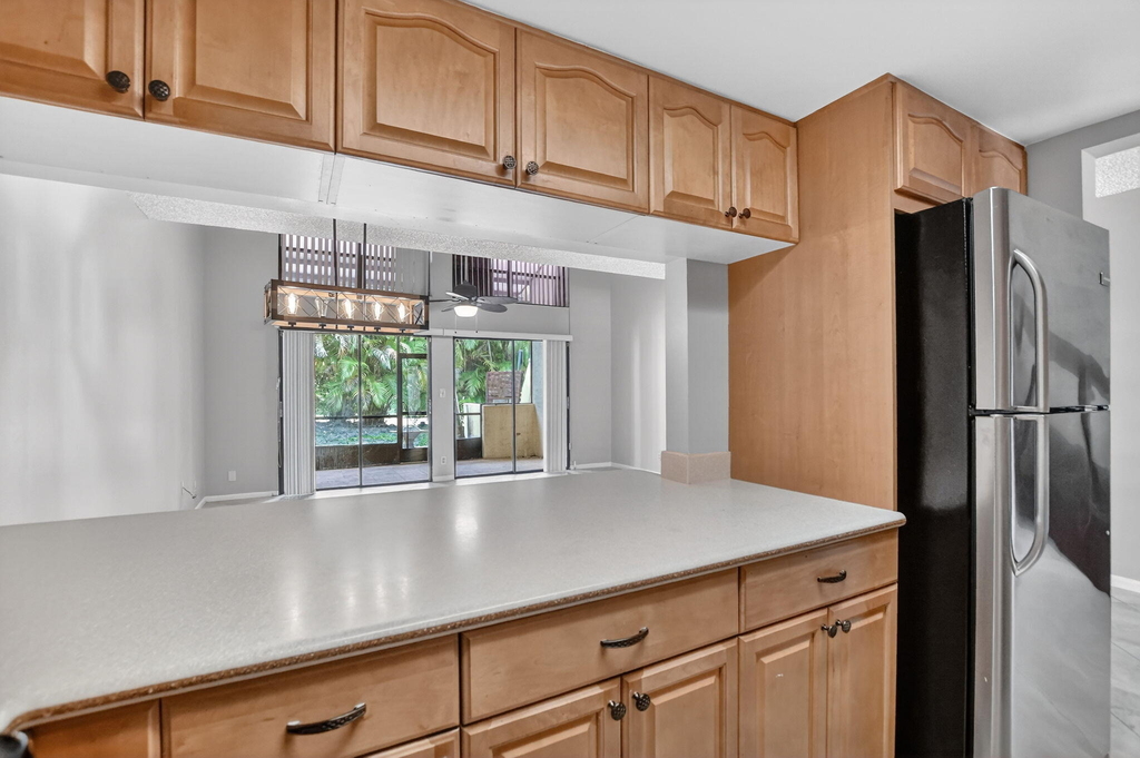 243 Nw 45th Avenue - Photo 2