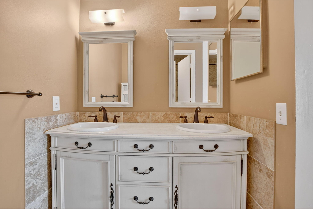 243 Nw 45th Avenue - Photo 17