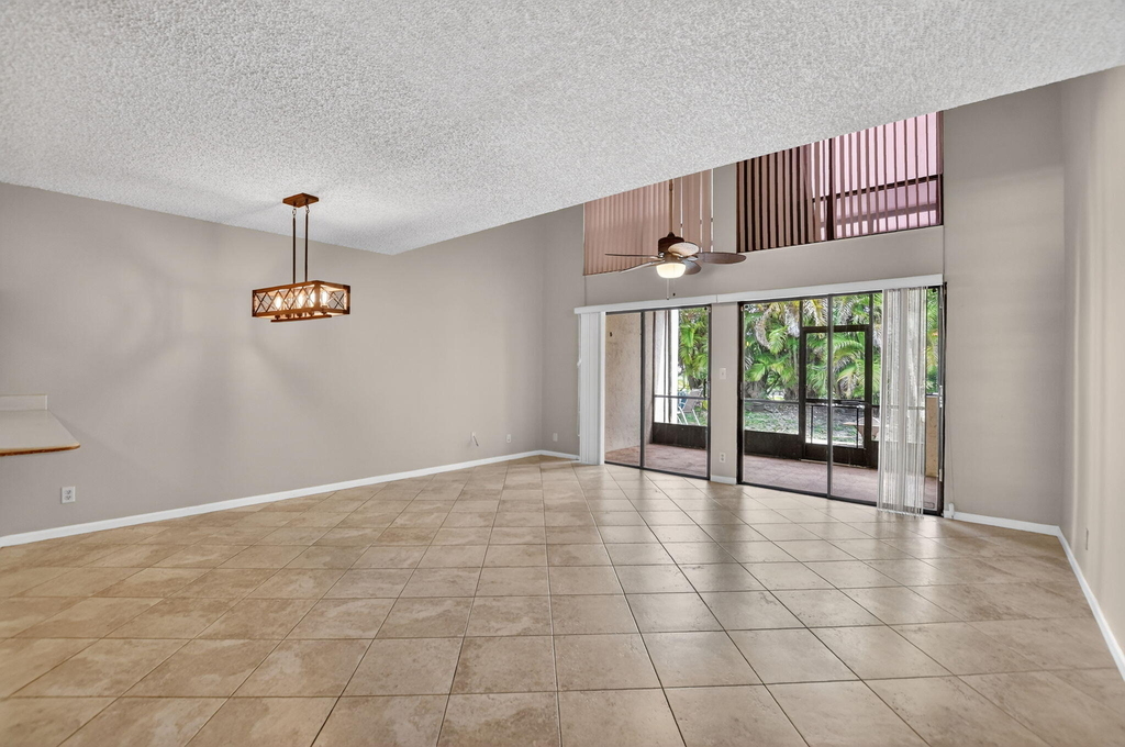 243 Nw 45th Avenue - Photo 9